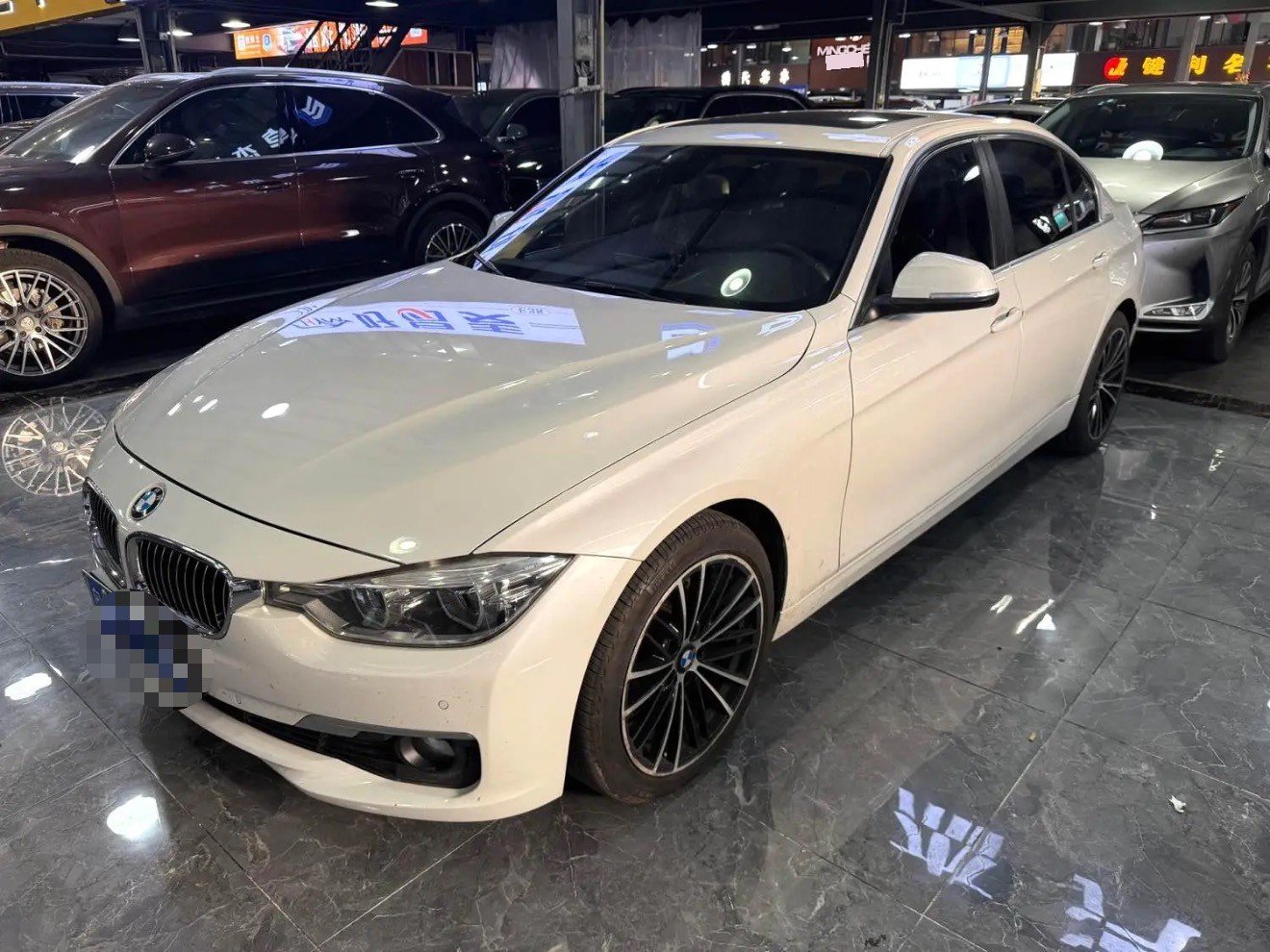 BMW 3 Series 2019 BMW 3 Series 2019 car image
