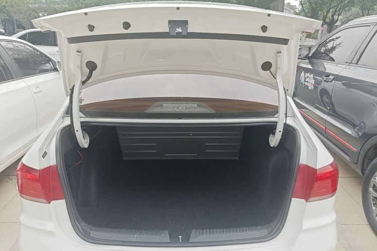 Volkswagen Santana 2018 #19 Volkswagen Santana 2018 car image #19