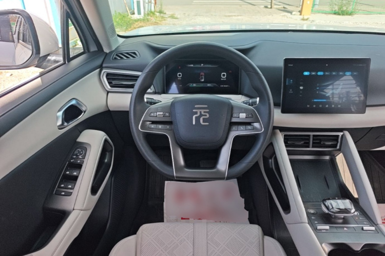 BYD YuanUP 2024 car image #11