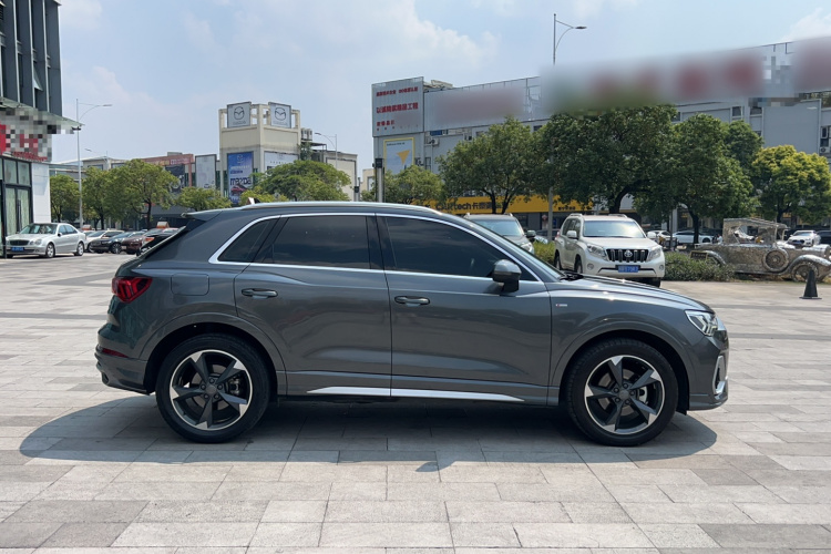 Audi Q3 2020 #5 Audi Q3 2020 изображение автомобиля #5