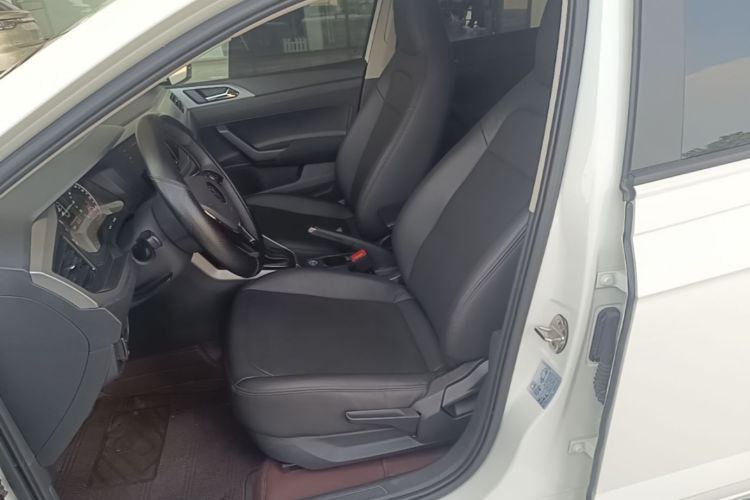 Volkswagen Polo 2021 car image #15