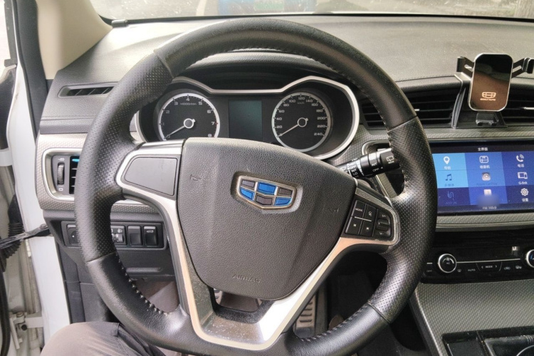 GEELY Emgrand GS 2017 car image #11
