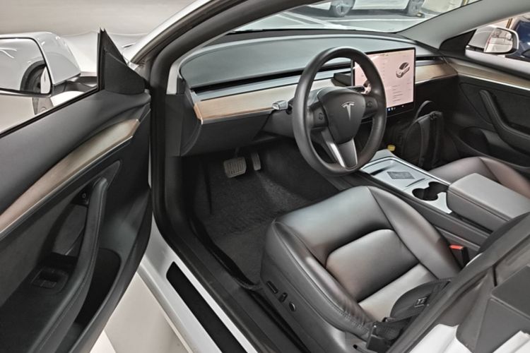 Tesla Model 3 2022 #16 Tesla Model 3 2022 car image #16