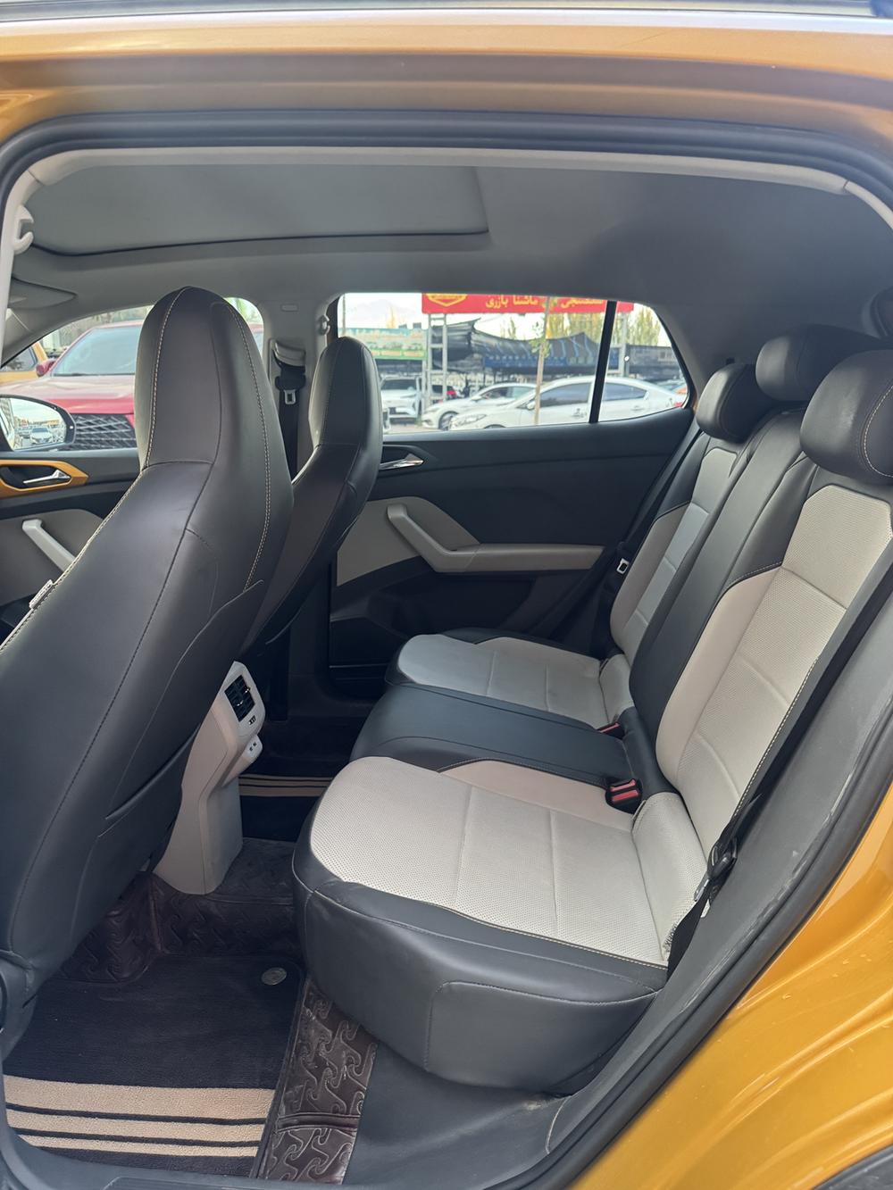 Volkswagen T-Cross 2020 #20 Volkswagen T-Cross 2020 car image #20