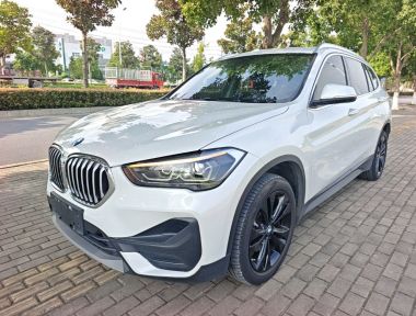 BMW X1 2020 BMW X1 2020 car image