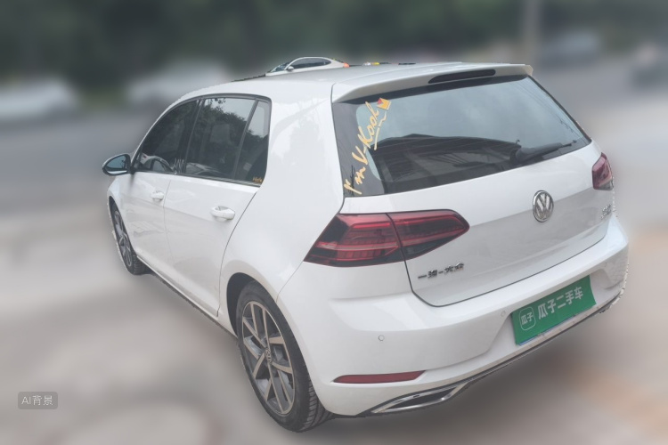 Volkswagen Golf 2019 car image #5