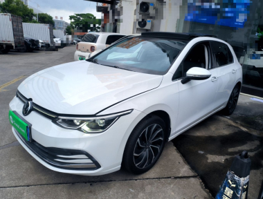 Volkswagen Golf 2022 car image 