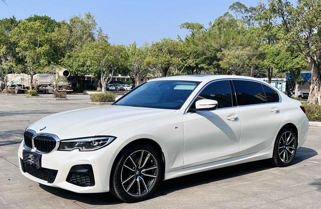 BMW 3 Series 2020 car image #15