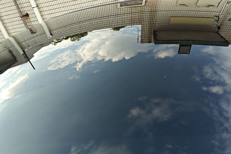 Tesla Model Y 2024 car image #26