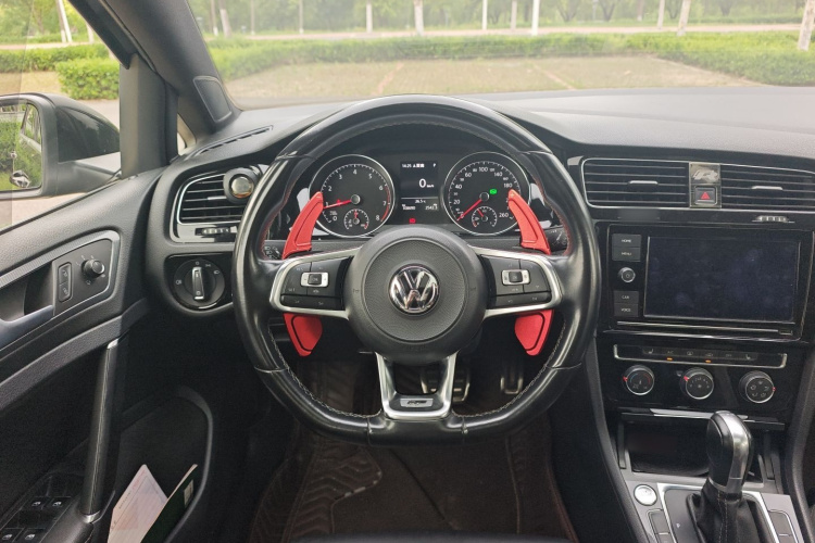 Volkswagen Golf 2019 #13 Volkswagen Golf 2019 car image #13