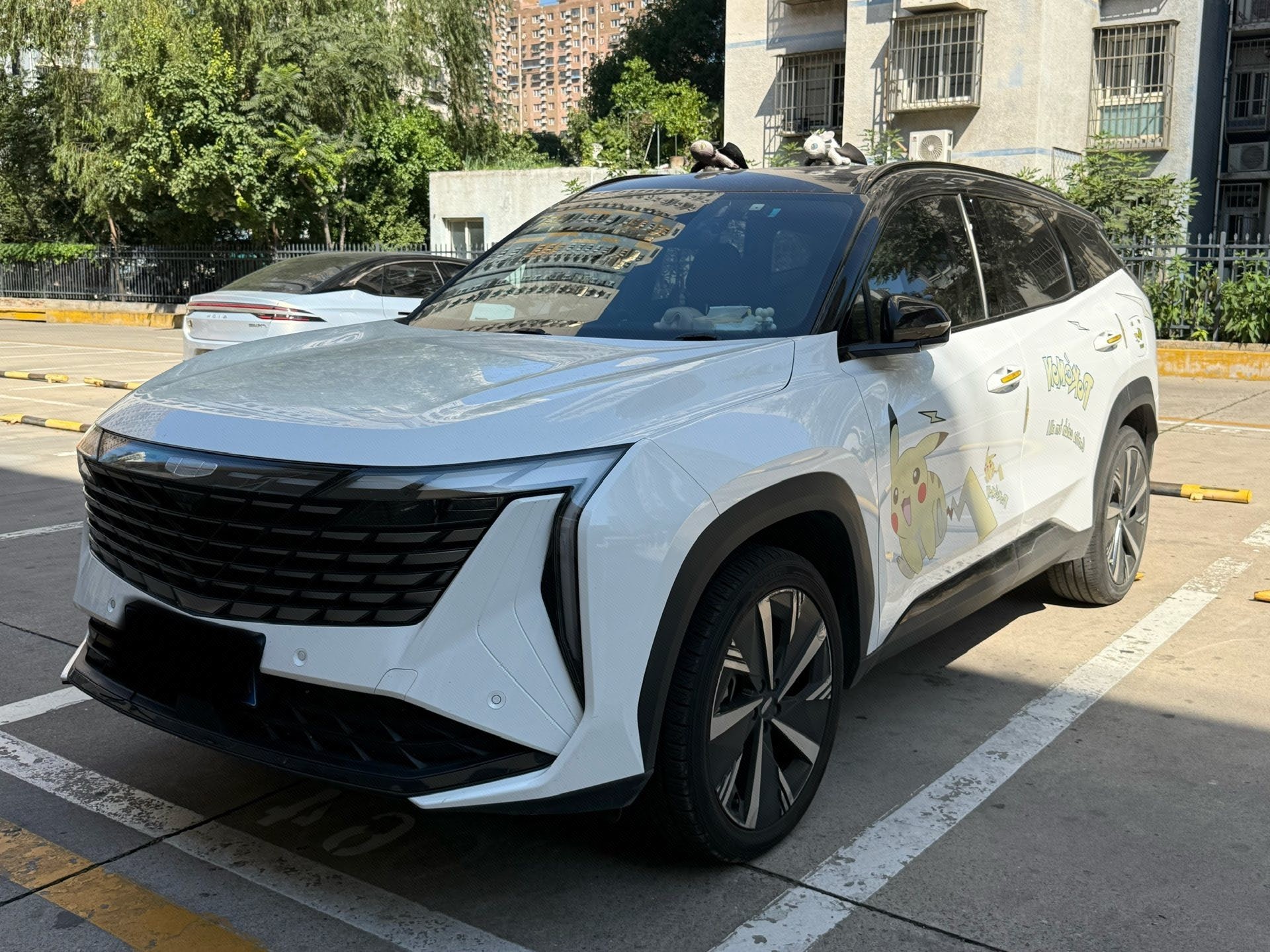 GEELY Boyue L 2023 car image 