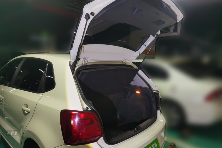 Volkswagen Polo 2016 изображение автомобиля #21