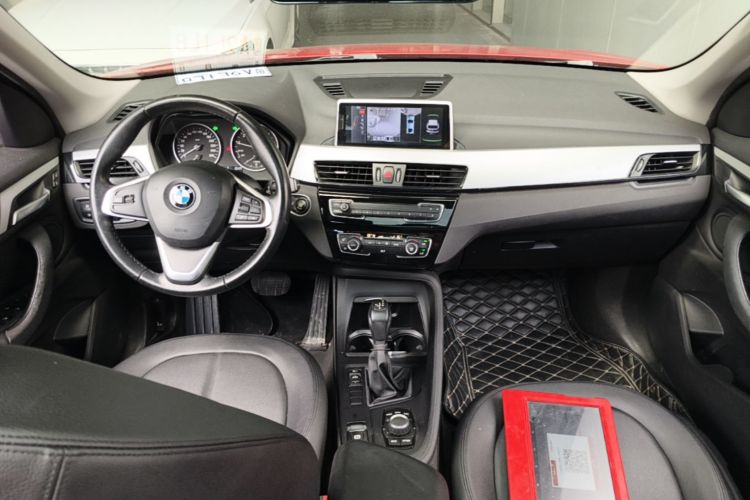 BMW X1 2018 car image #10