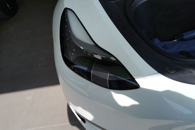 Tesla Model Y 2022 #8 Tesla Model Y 2022 car image #8
