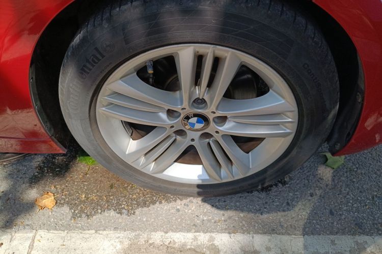 BMW 3 Series 2016 car image #9