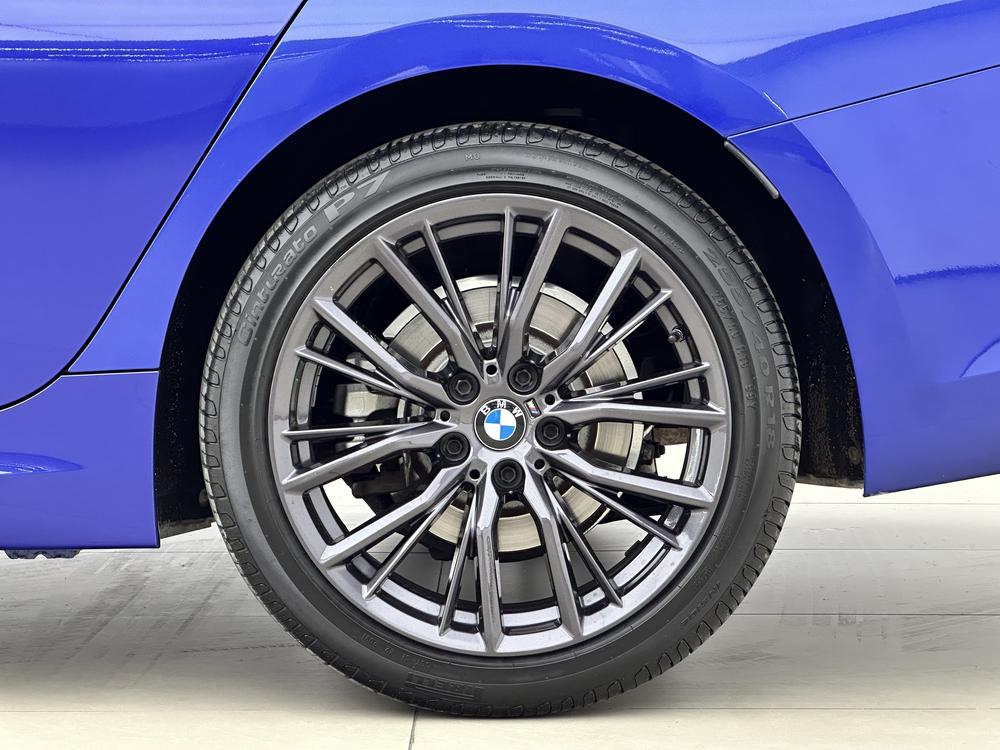 BMW 3 Series 2019 #6 BMW 3 Series 2019 car image #6