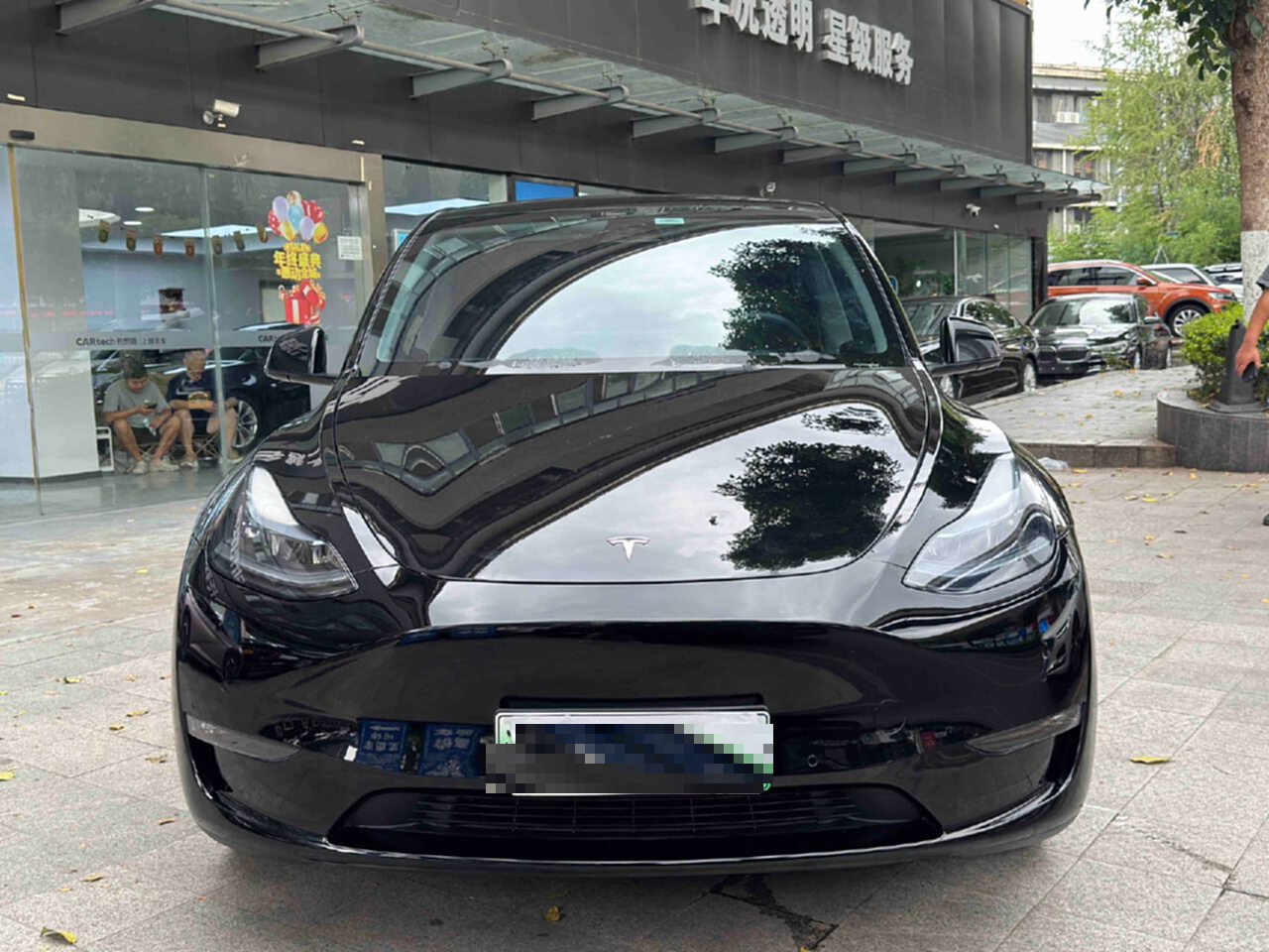Tesla Model Y 2023 car image #4