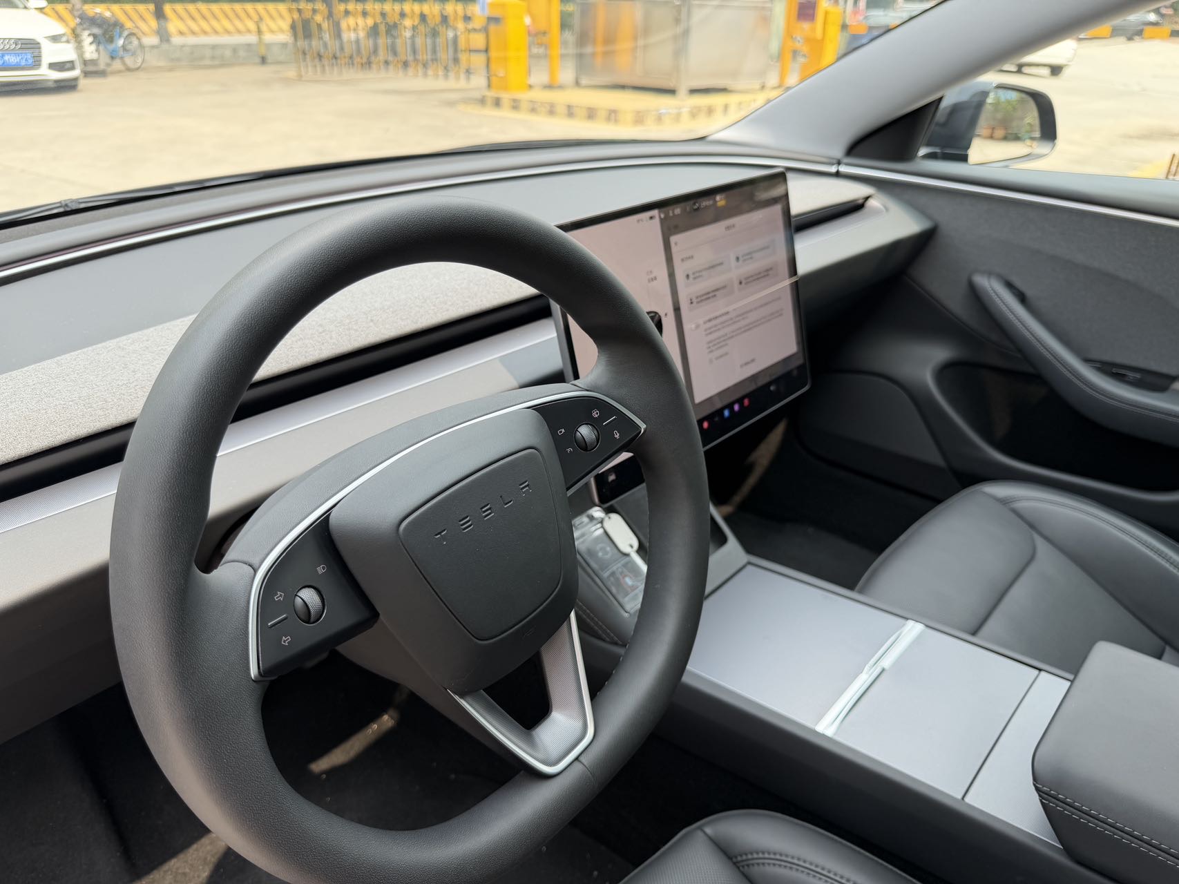 Tesla Model 3 2023 #9 Tesla Model 3 2023 car image #9