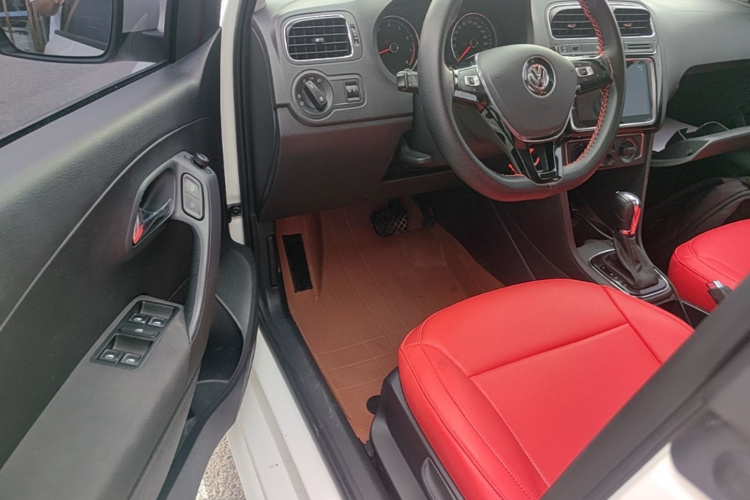 Volkswagen Polo 2019 #12 Volkswagen Polo 2019 car image #12