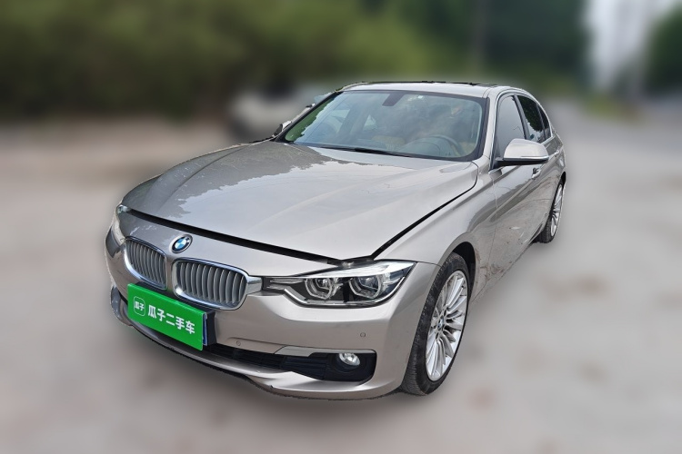 BMW 3 Series 2018 car image #2