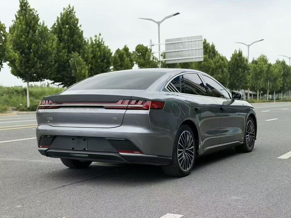 BYD Han 2022 صورة سيارة #6