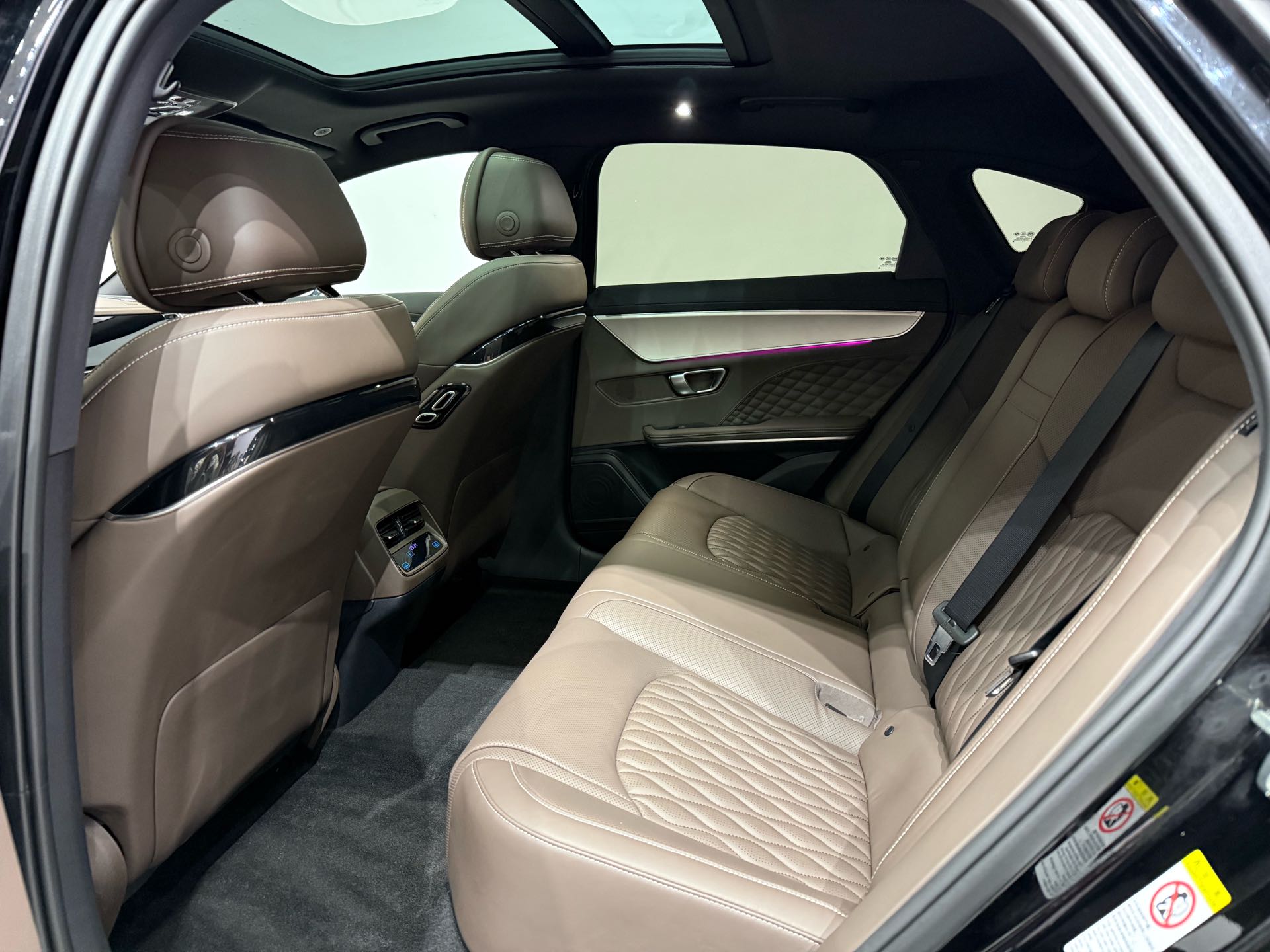BYD Han 2024 #5 BYD Han 2024 immagine di auto #5