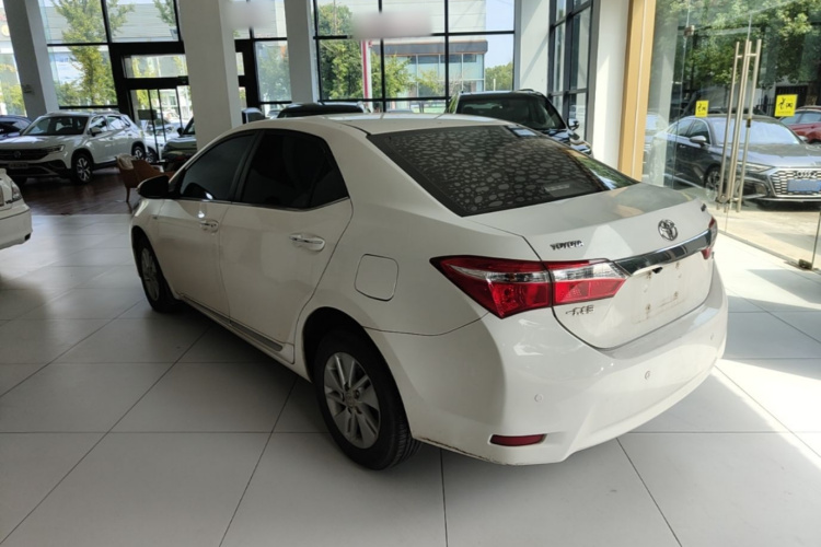 Toyota Corolla 2015 #5 Toyota Corolla 2015 car image #5