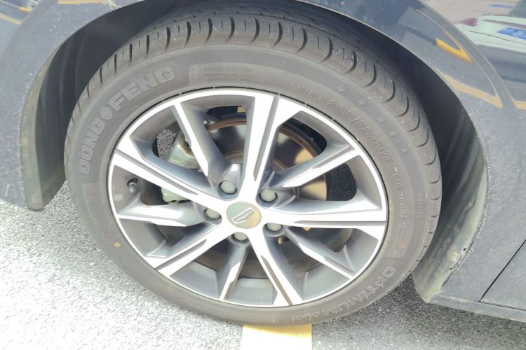 GEELY Emgrand 2022 immagine di auto #4