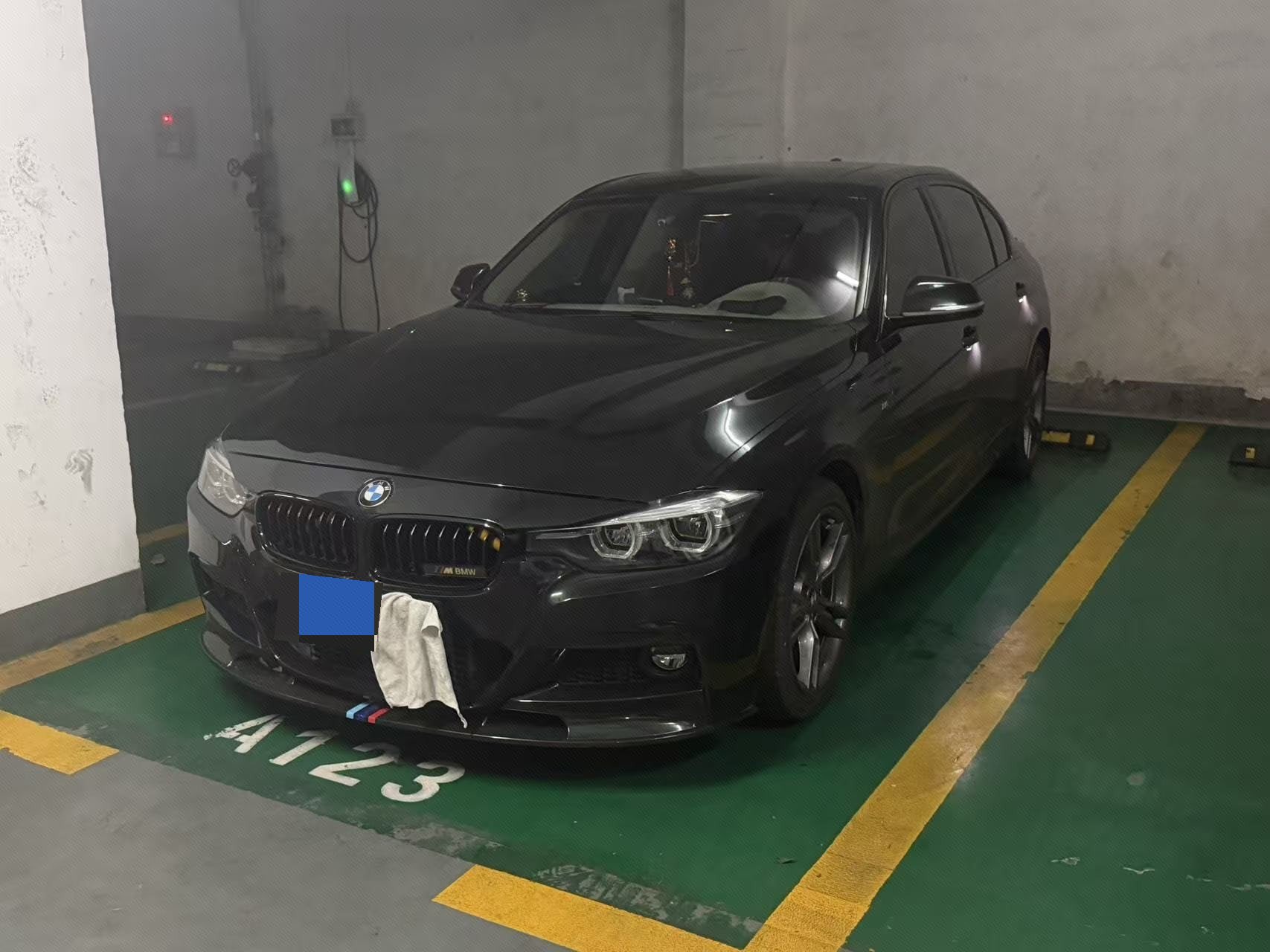 BMW 3 Series 2019 BMW 3 Series 2019 car image
