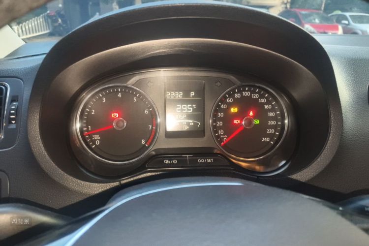 Volkswagen Polo 2016 car image #13