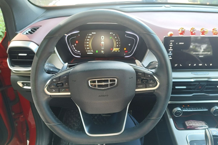 GEELY Coolray 2020 car image #11