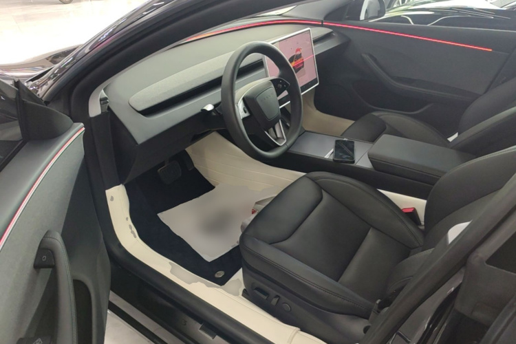 Tesla Model 3 2025 #12 Tesla Model 3 2025 car image #12