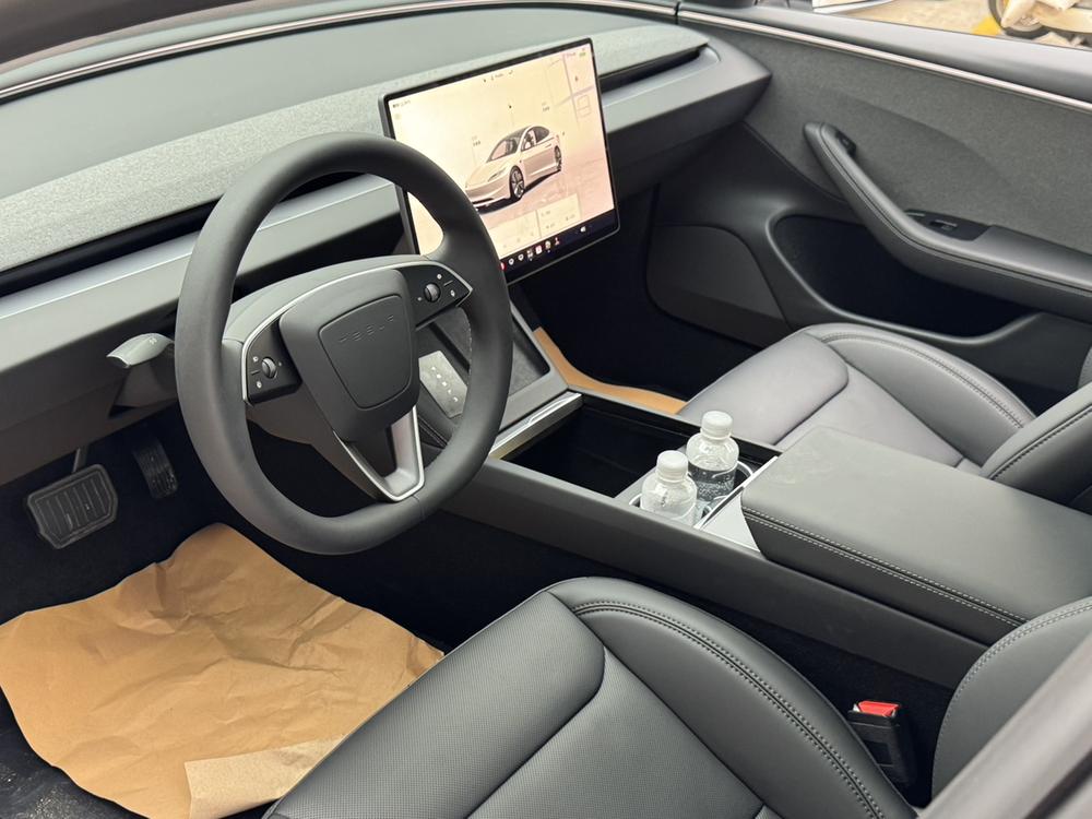 Tesla Model 3 2026 #9 Tesla Model 3 2026 car image #9