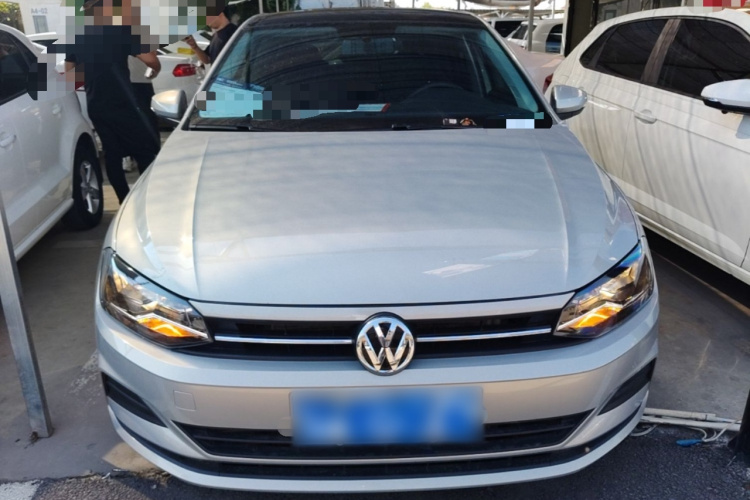 Volkswagen Polo 2020 car image #3