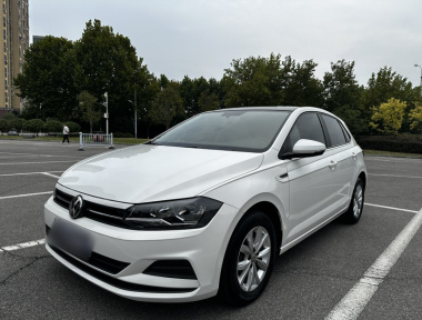 Volkswagen Polo 2020 Volkswagen Polo 2020 صورة سيارة