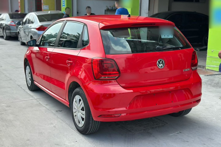 Volkswagen Polo 2018 car image #6