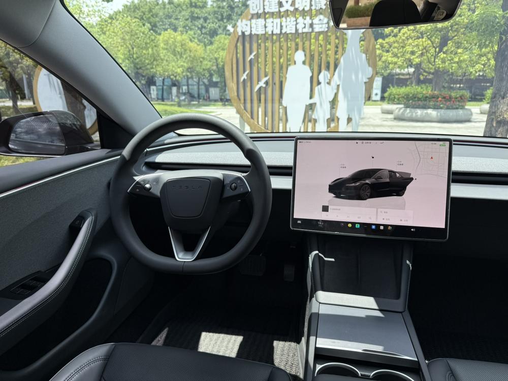 Tesla Model 3 2024 #13 Tesla Model 3 2024 car image #13