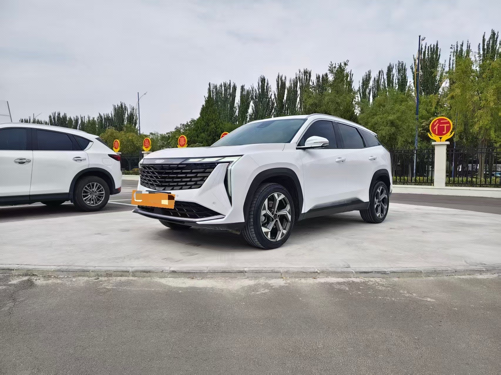 GEELY Boyue L 2023 car image 