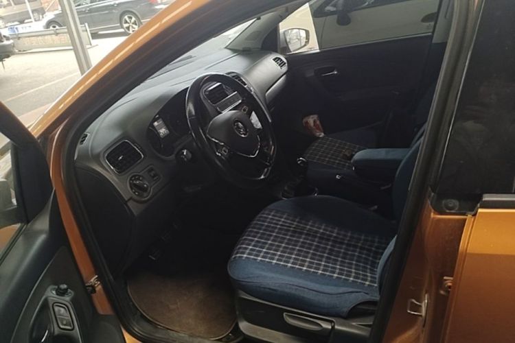 Volkswagen Polo 2015 #18 Volkswagen Polo 2015 صورة سيارة #18