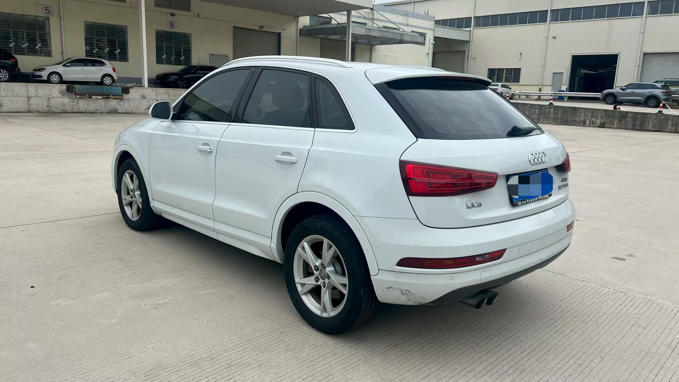 Audi Q3 2017 #11 Audi Q3 2017 car image #11