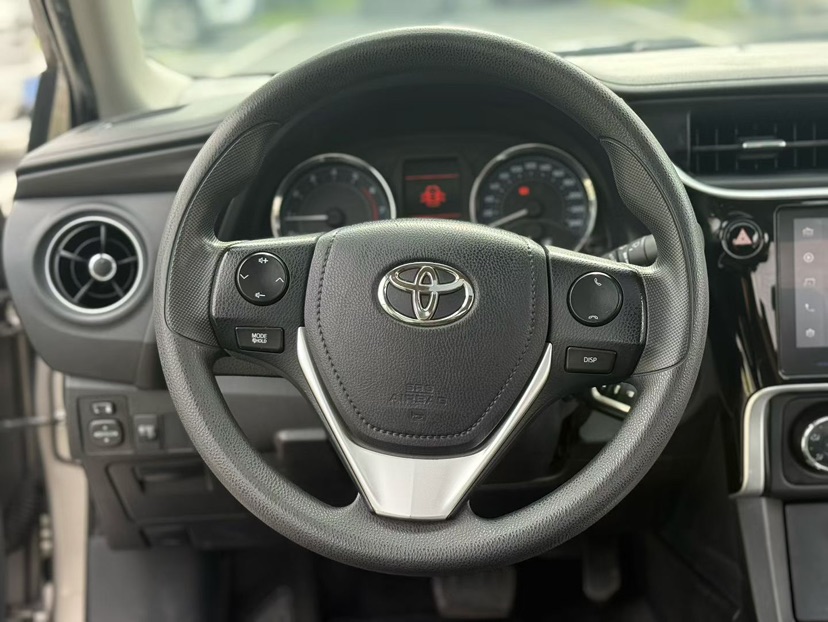 Toyota Corolla 2017 car image #3