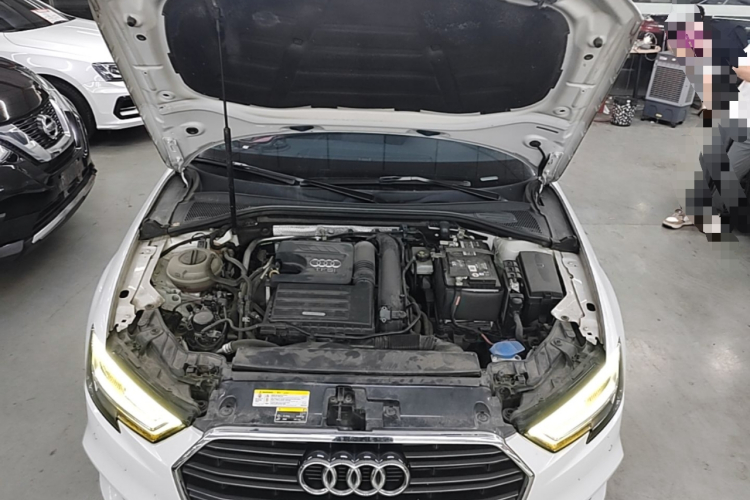 Audi A3 2019 car image #20