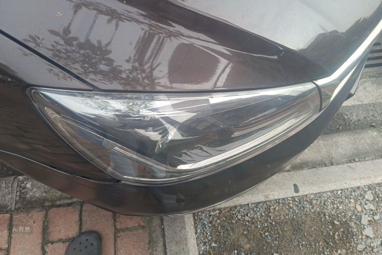 GEELY Emgrand 2019 car image #8