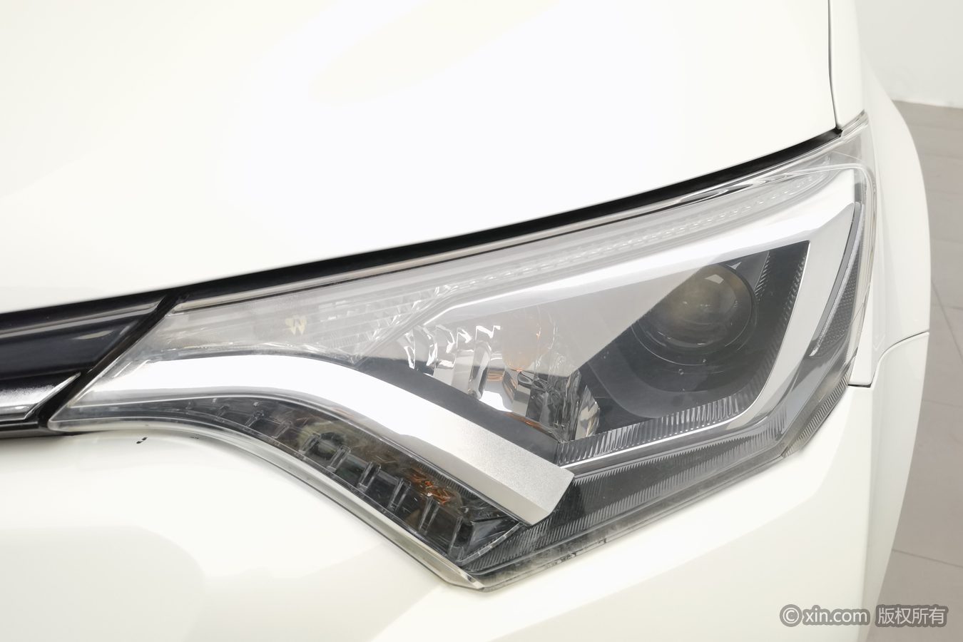 Toyota RAV4 2017 #6 Toyota RAV4 2017 صورة سيارة #6