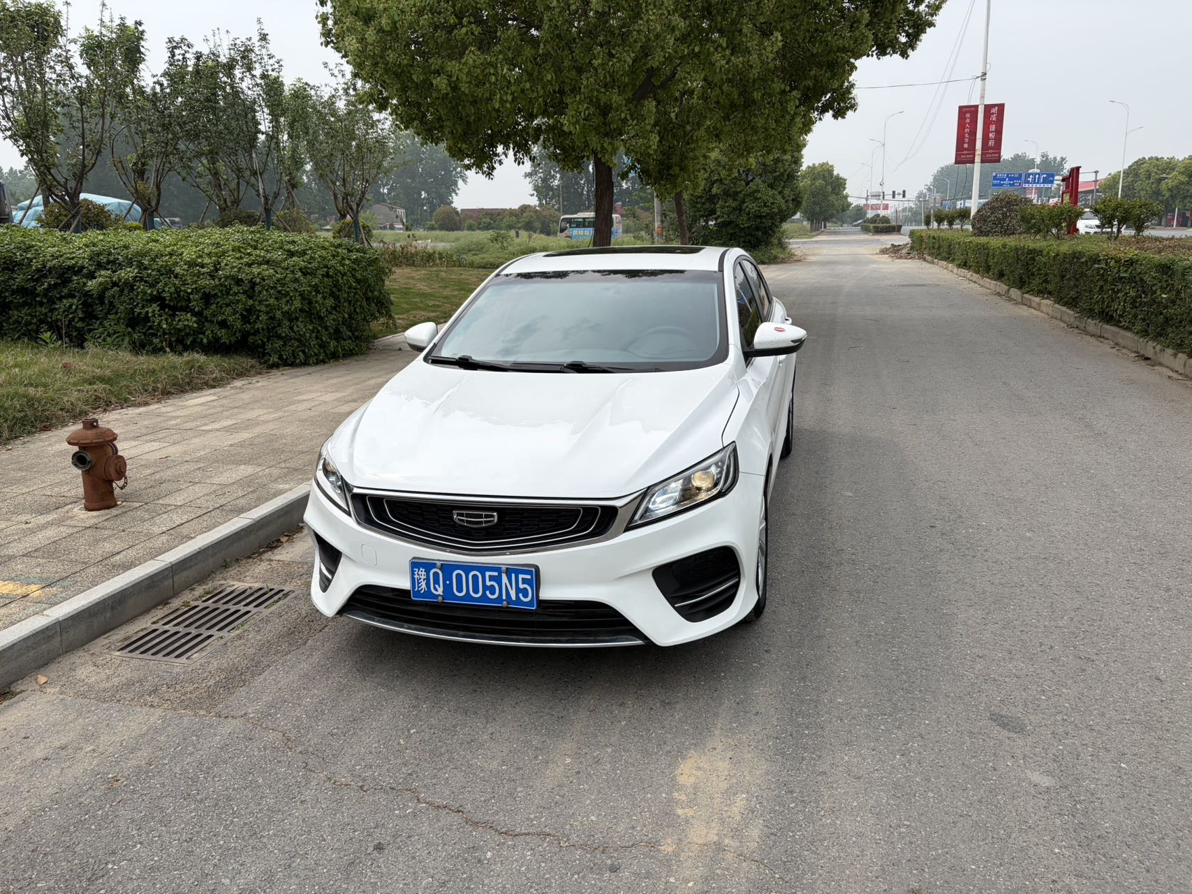 GEELY Binray 2021 car image #2