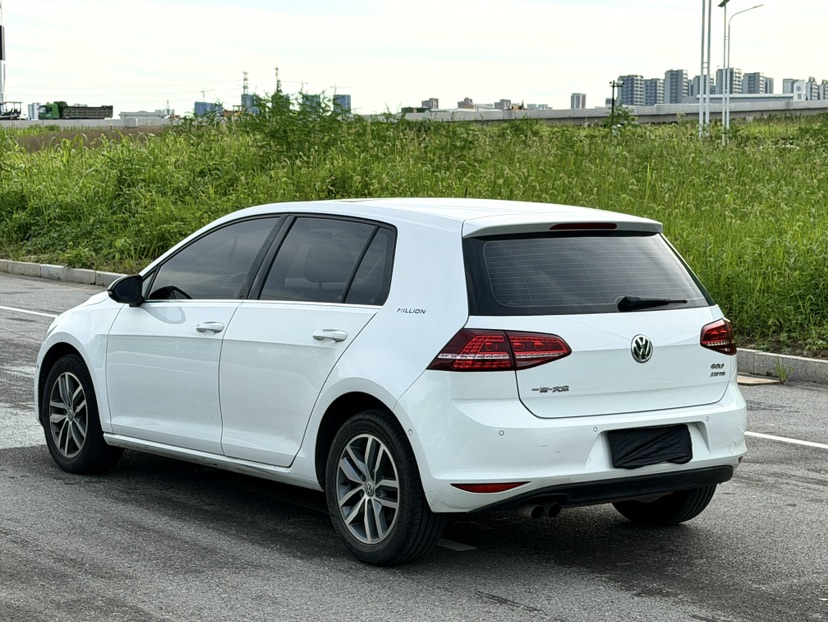 Volkswagen Golf 2017 immagine di auto #4