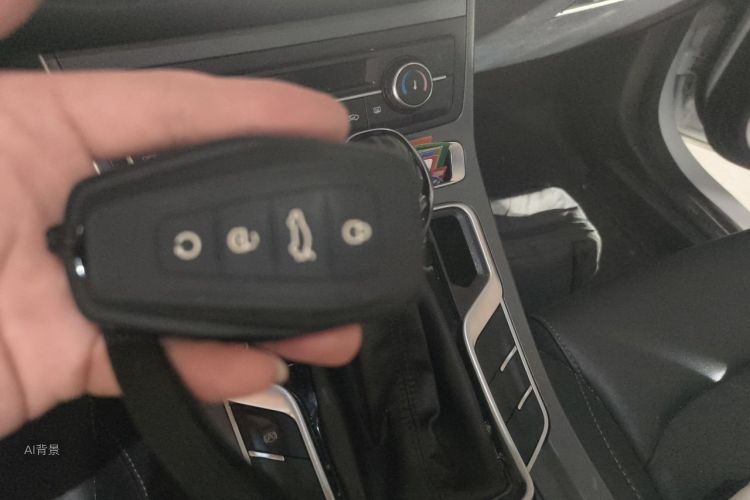 GEELY Emgrand 2021 car image #10
