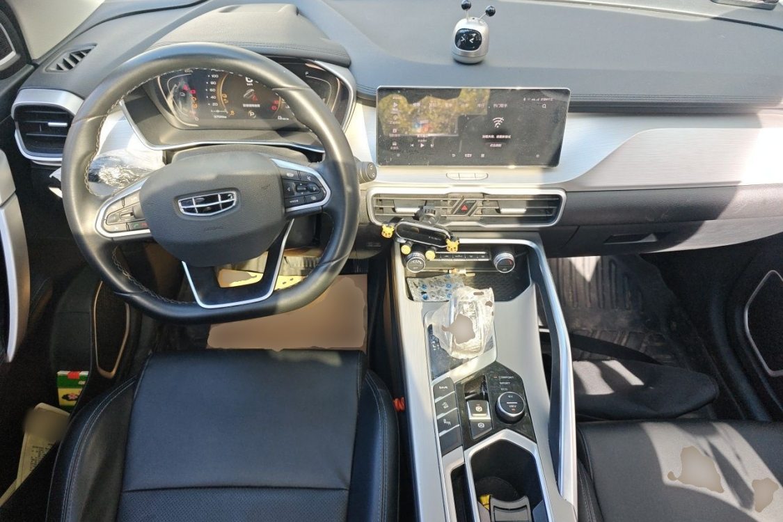 GEELY Coolray 2021 car image #21