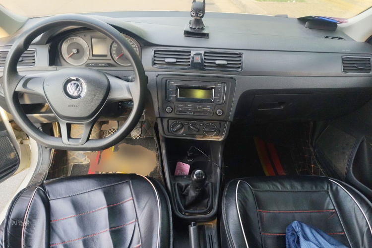 Volkswagen Santana 2019 صورة سيارة #11