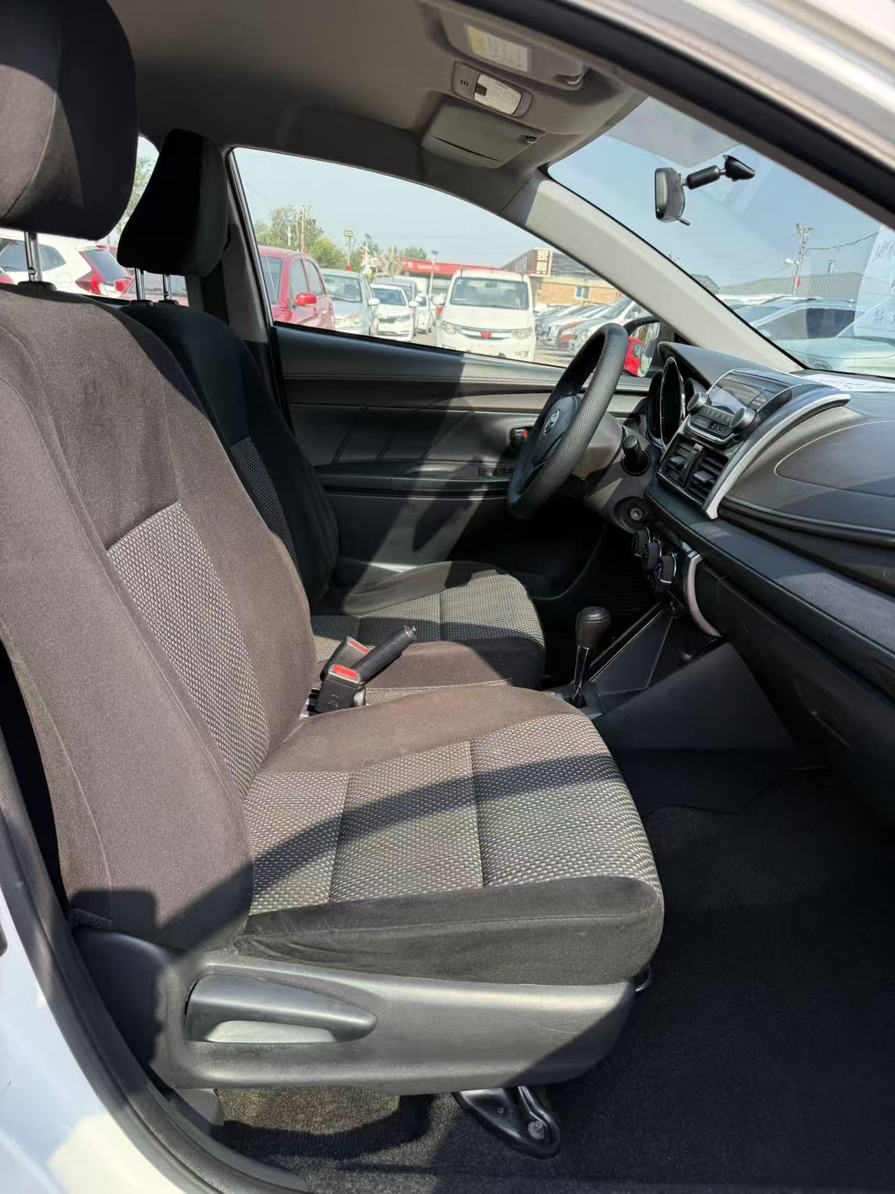 Toyota Vios 2015 car image #7